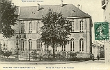 Remiremont. - Hotel de Ville vu du Kiosque